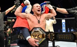 Итоги UFC 251: второй российский чемпион, спорные...