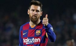 Месси объявил, что останется в «Барселоне»