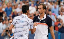Легендарный теннисист оценил шансы Медведева против...